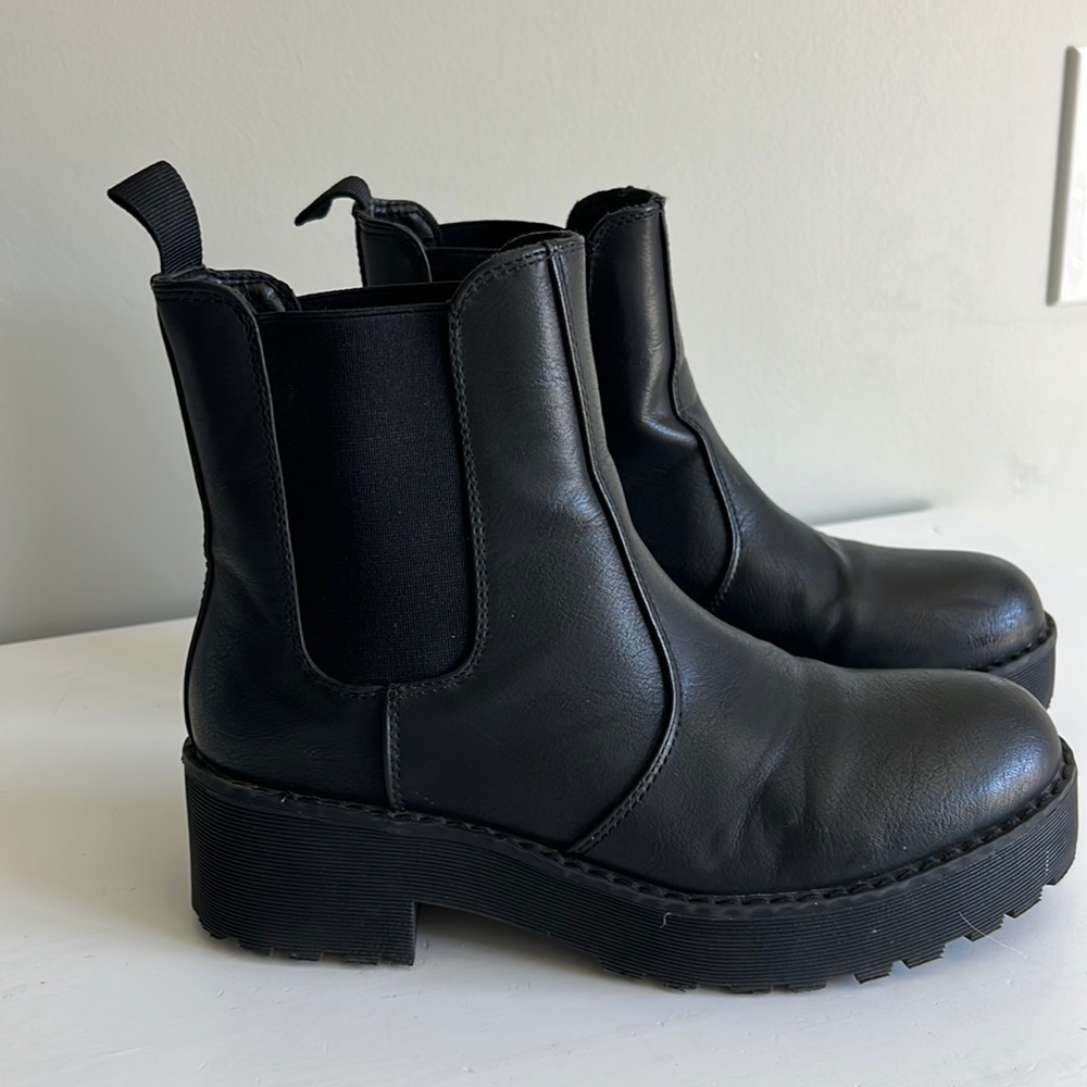 Chinese Laundry (Dirty Laundry edition) black boots